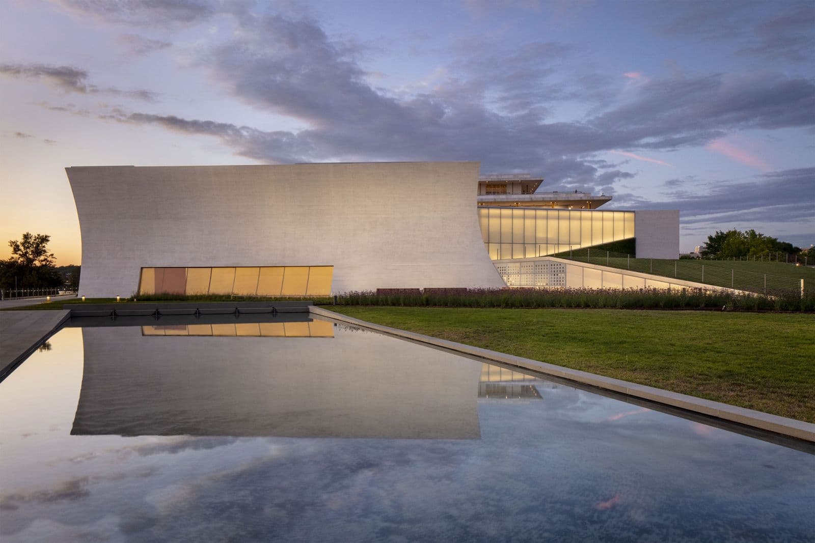 The REACH Expansion at the Kennedy Center